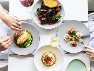 Wrasse & Roe Seafood Restaurant