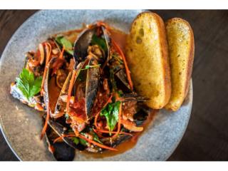 Wrasse & Roe Seafood Restaurant