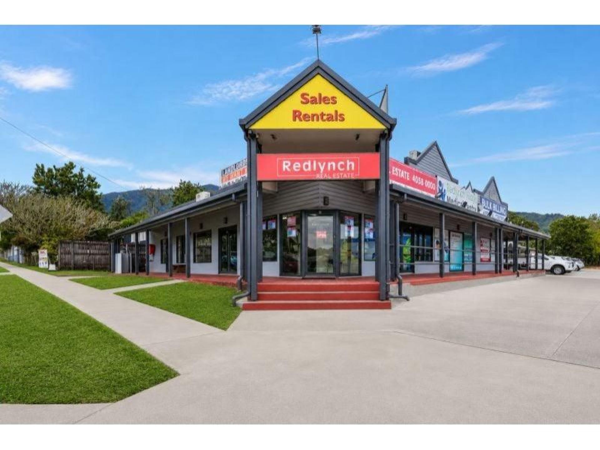 Established Independent Real Estate 686074 1
