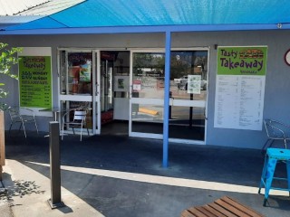 Tasty Eats Takeaway, Fish & Chips - Townsville