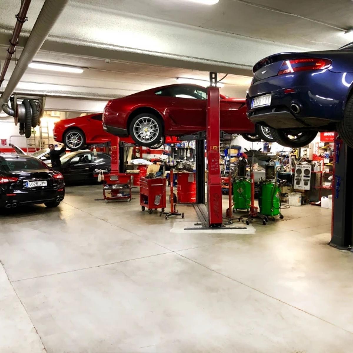 Well-established Installation & Servicing 686514 3
