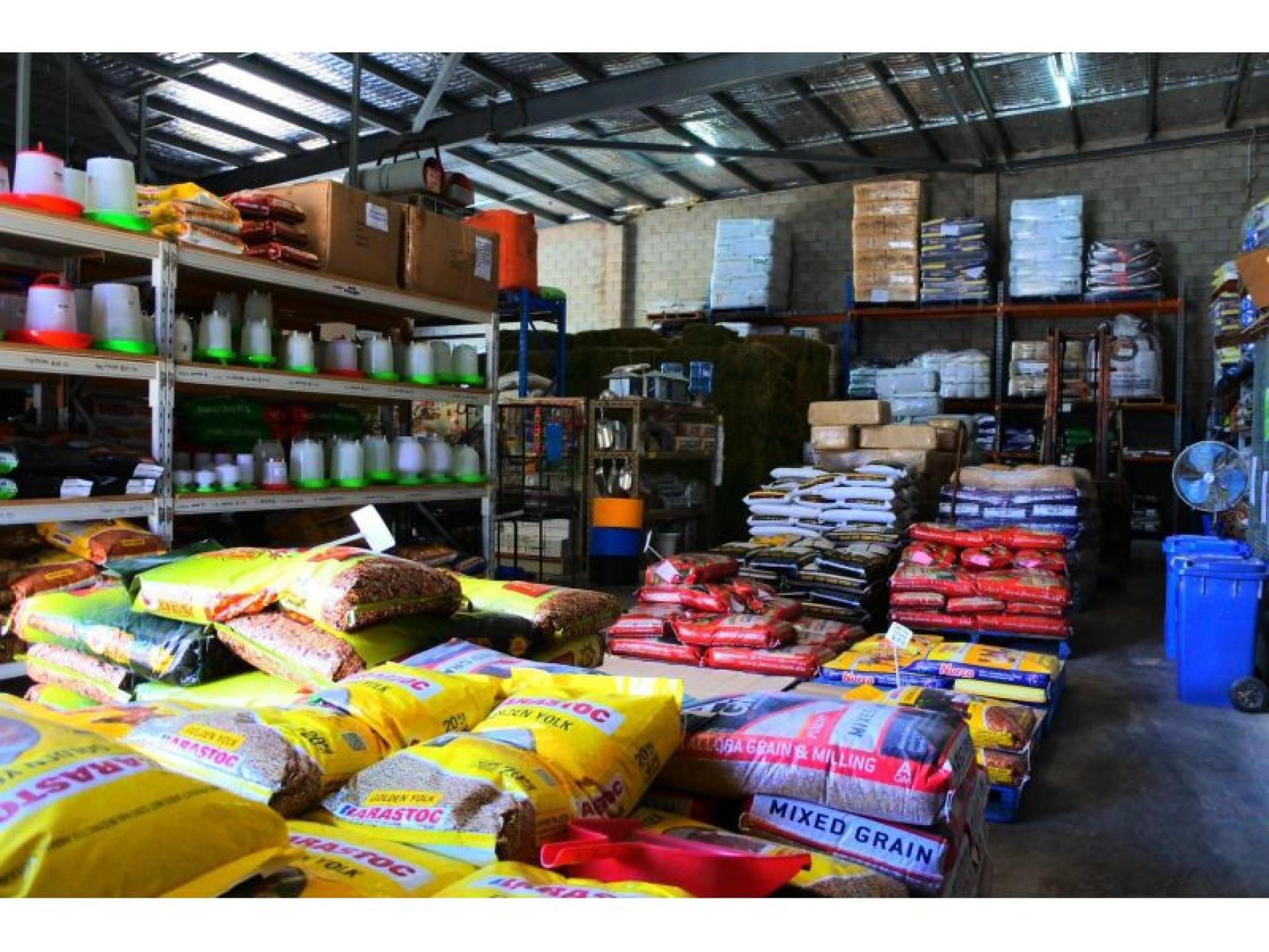 Established Rural & Pet 686559 3