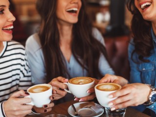 "ESTABLISHED CAFÉ FOR SALE FANTASTIC HERVEY BAY MARINA LOCATION"