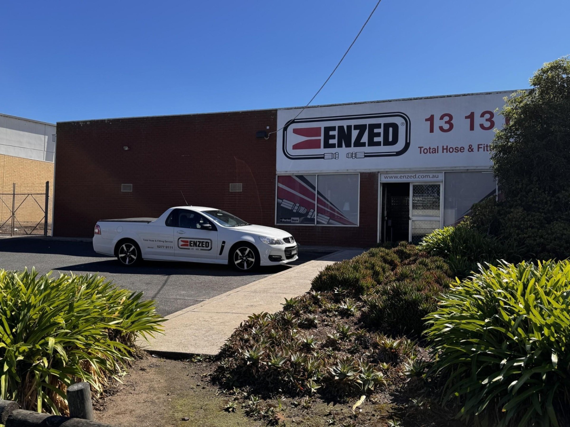 Enzed Hydraulic Service Centre 686606 1