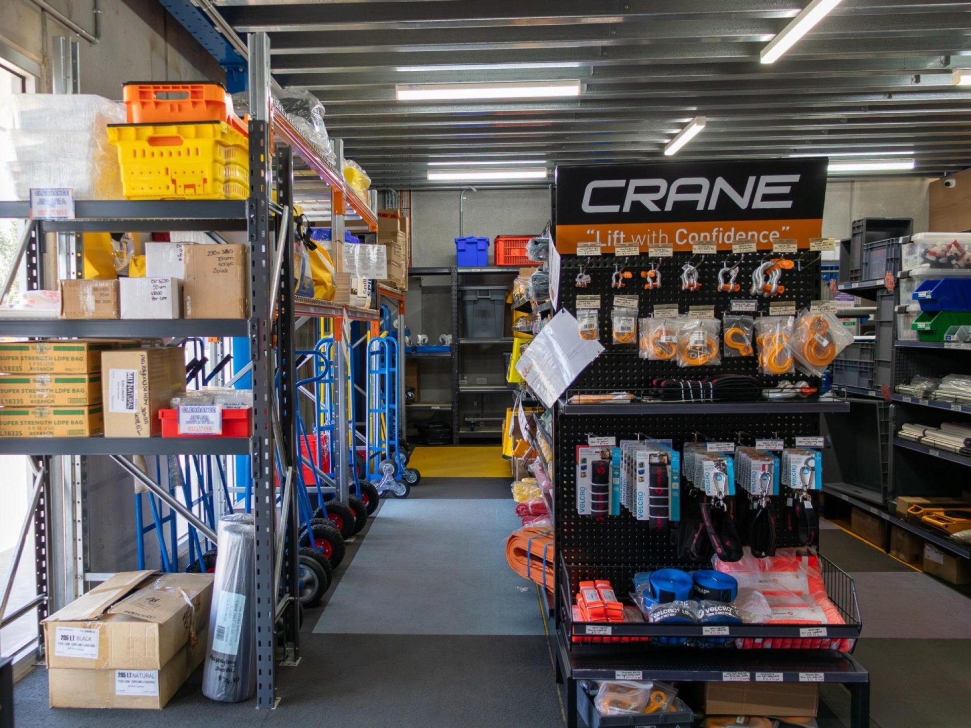 B2b Materials Handling & 686608 3
