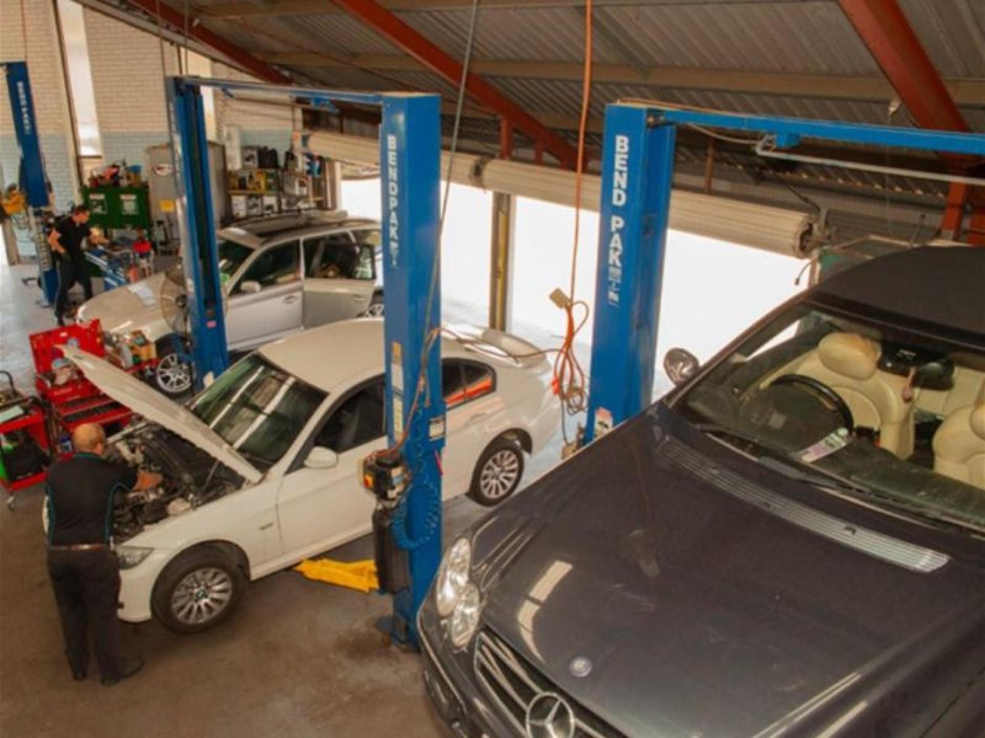 Specialist European Automotive Workshop 686626 2