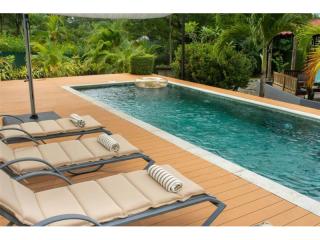 SE QLD Managed Outdoor Decking Business | $900k+ Profit