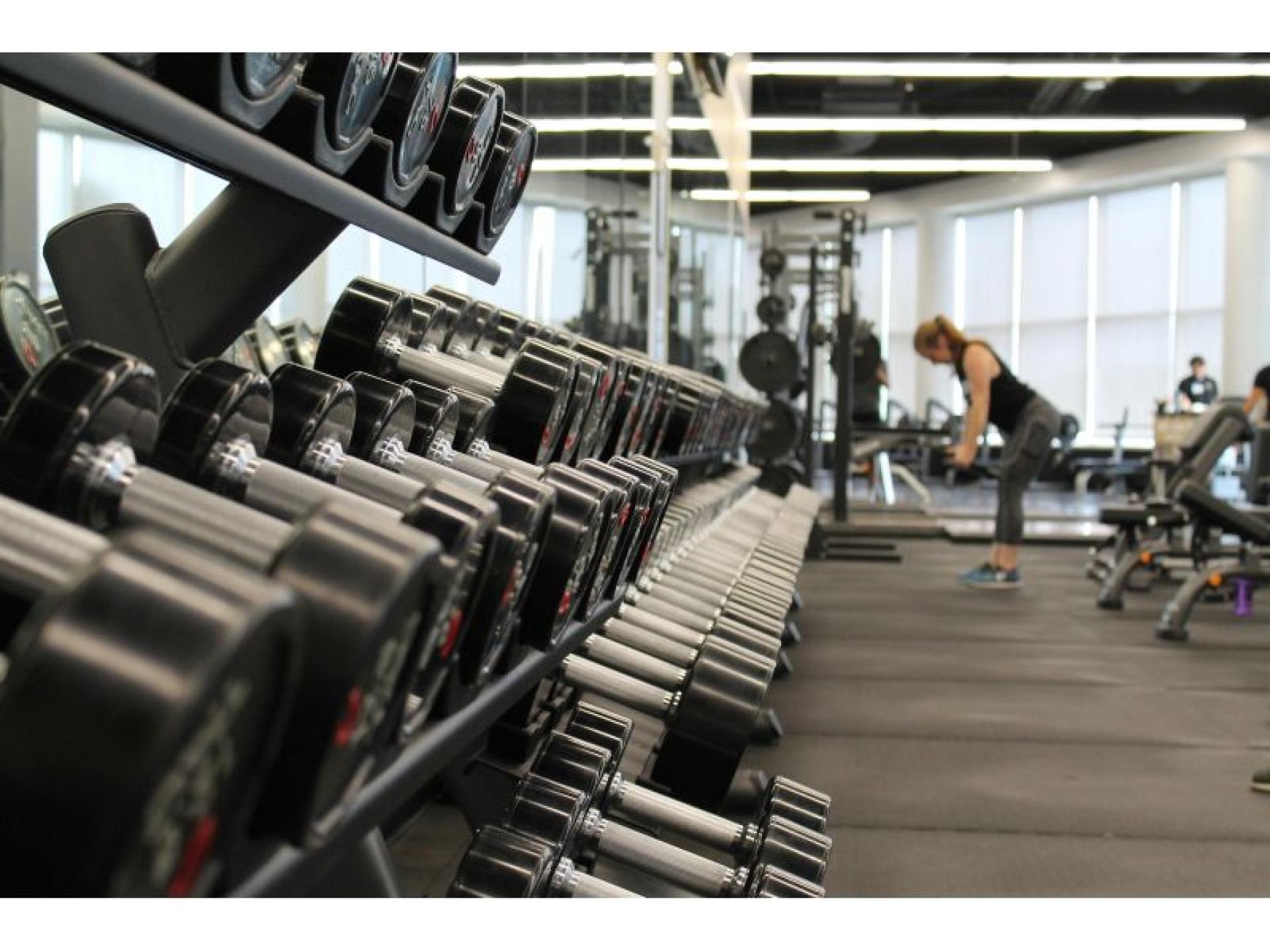 Two 24/7 Gyms North 686653 1