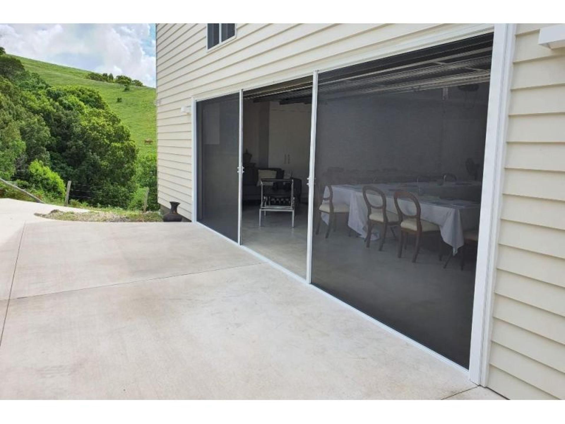 Leading Retractable Screen Manufacturer 686735 3