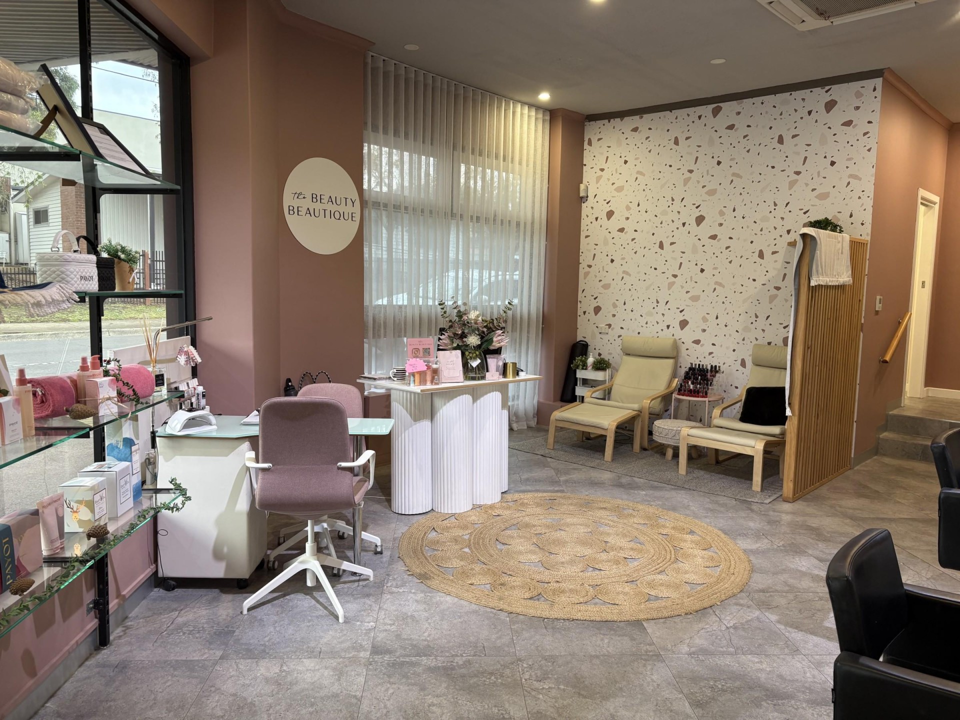 Beauty Salon Blackburn 686762 2