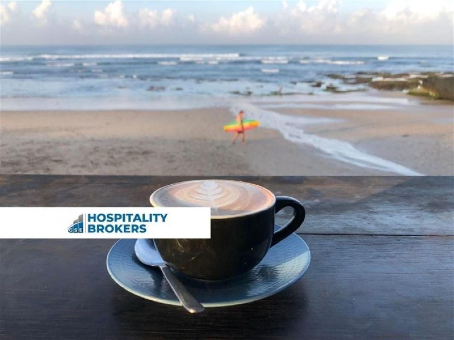 Iconic Surf Club Cafe 686808 1