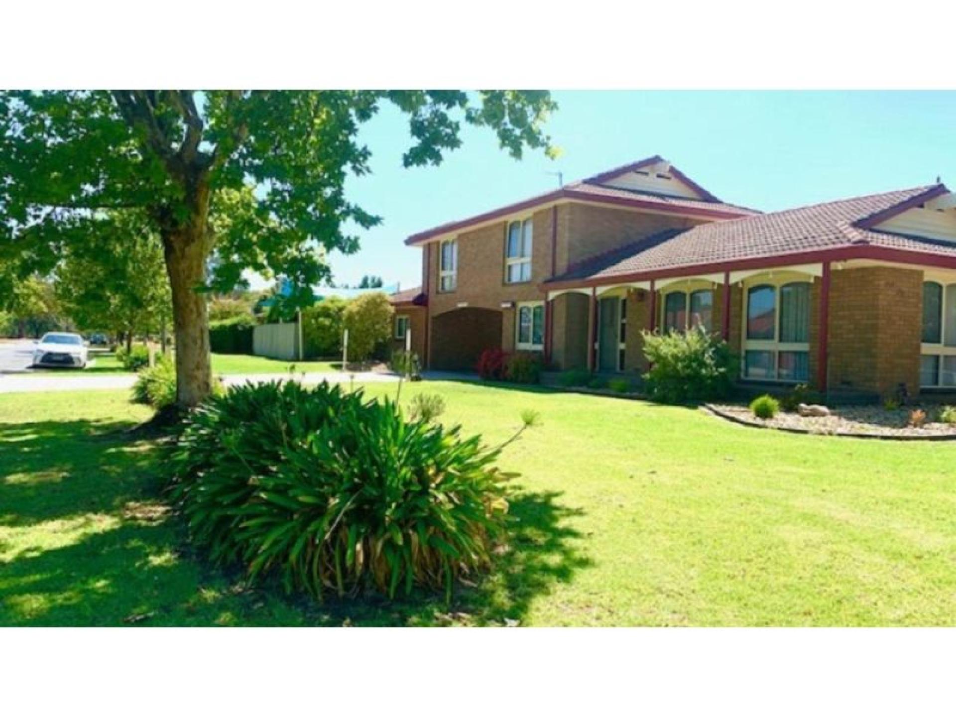 Under Offer - Albury 686832 2
