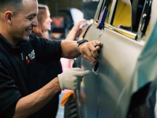 Black Optix Tint Franchise For Sale - Scalable Window Tint Business - Australia-Wide - Multiple Revenue Streams - Premium Branding - Modern Showrooms 