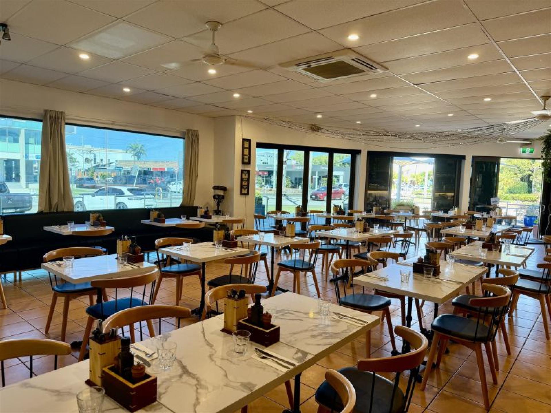 Che Bon Ballina - 687028 1