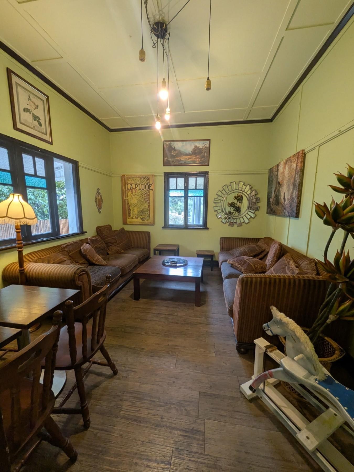 4-bedroom Residence + Hospitality 687088 1