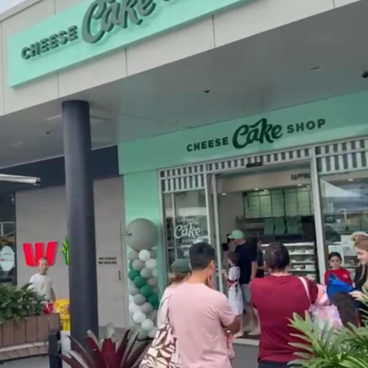 Profitable Burleigh Heads Store 687192 1