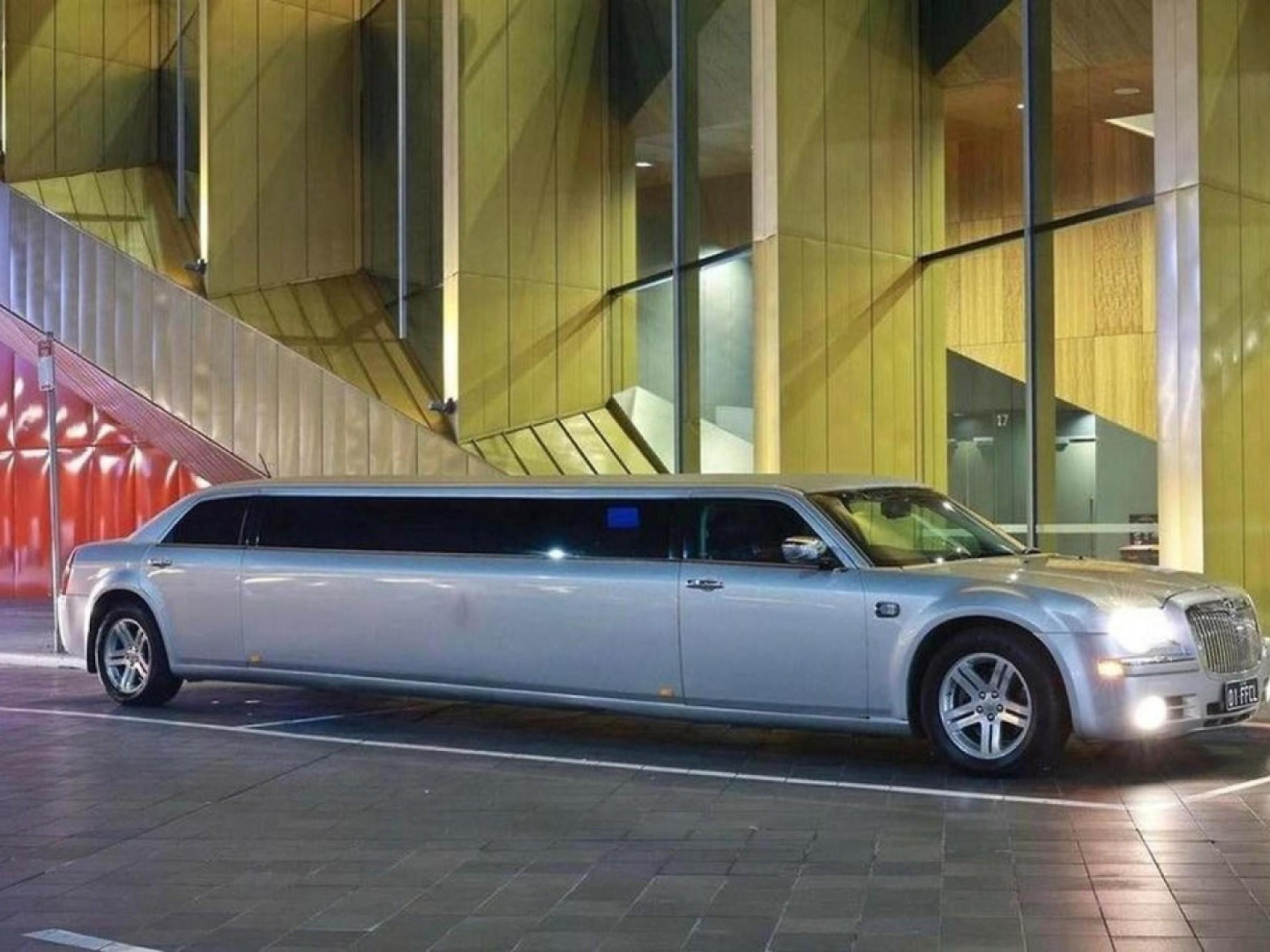 Professional Limousine Service 687215 1