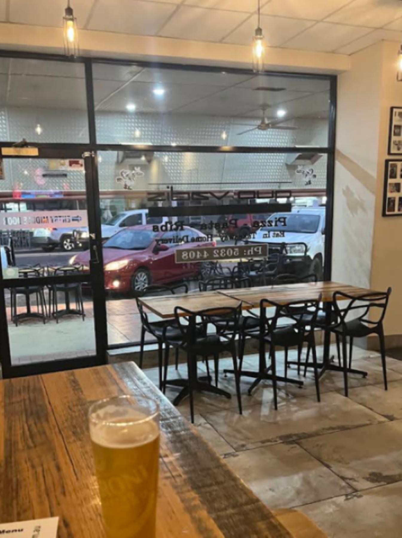 Established Restaurant & Pizza 687216 3