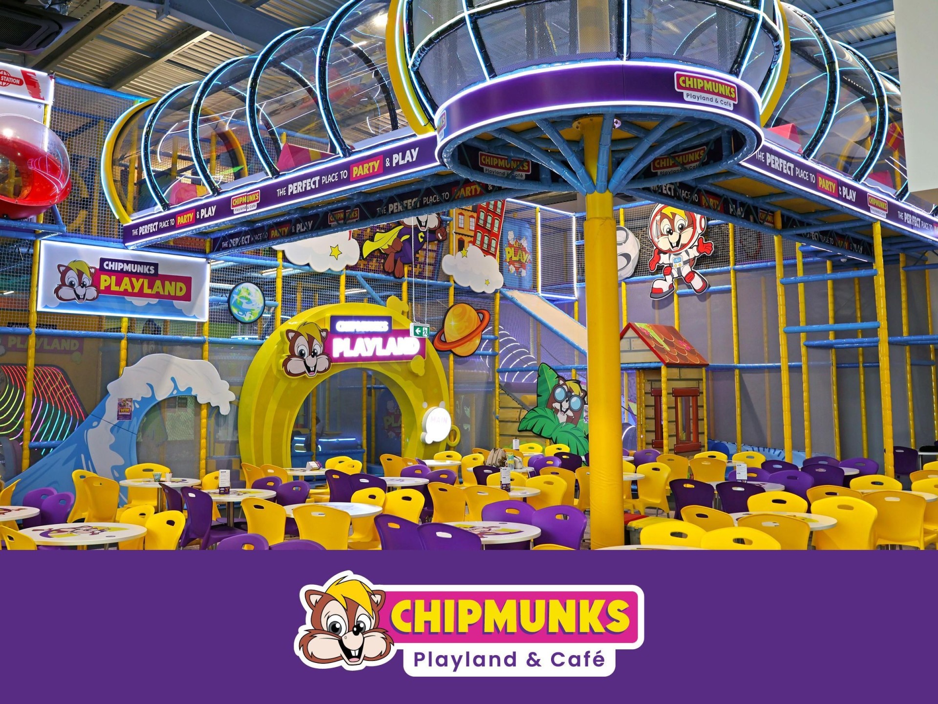 Chipmunks Indoor Playground Franchise 687225 2
