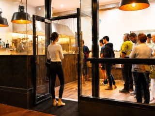 ICONIC NEIGHBOURHOOD GRAB & GO HOMESTYLE TAKEAWAY …