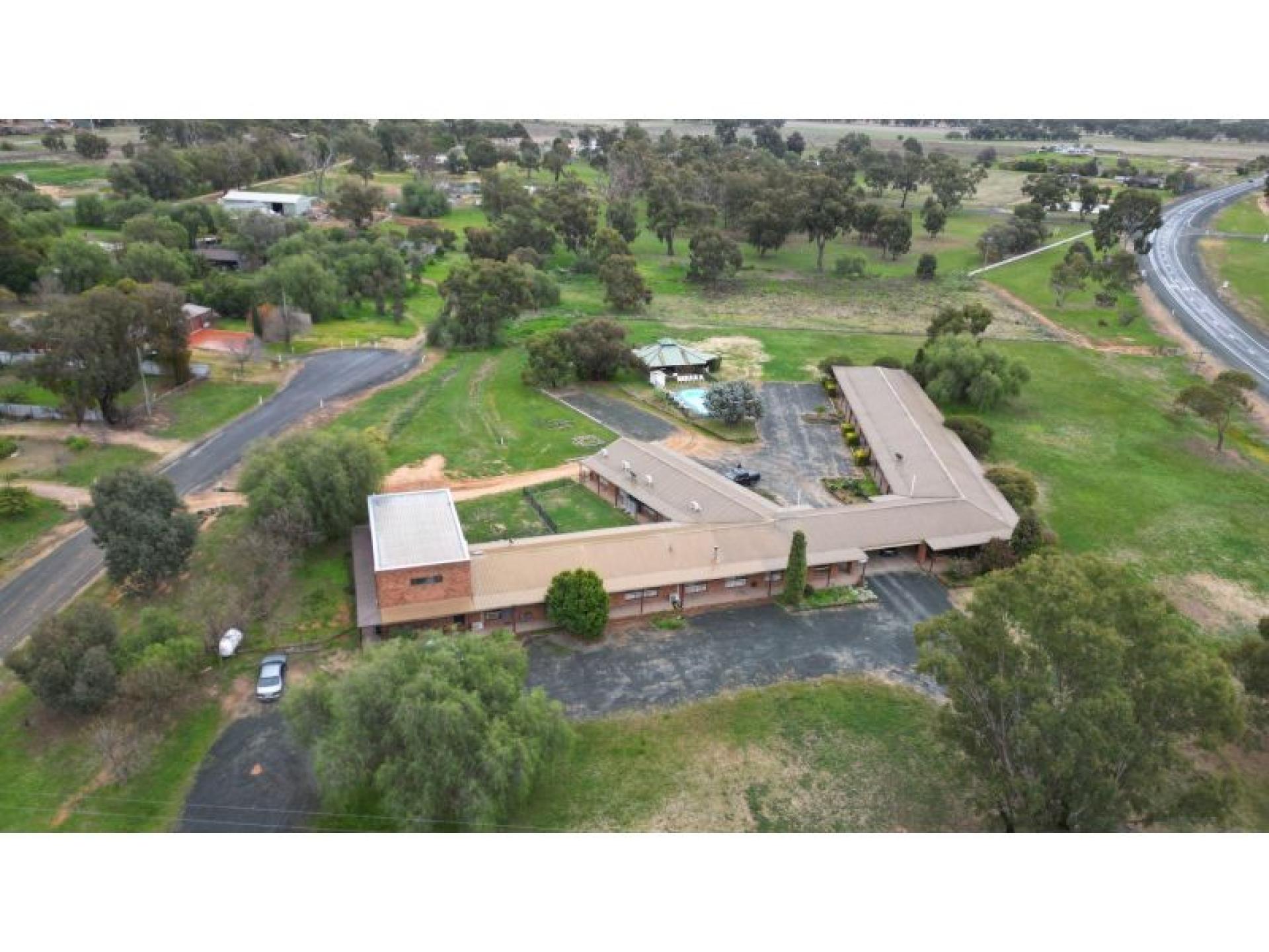Redgum Motel - Turnkey 687301 1