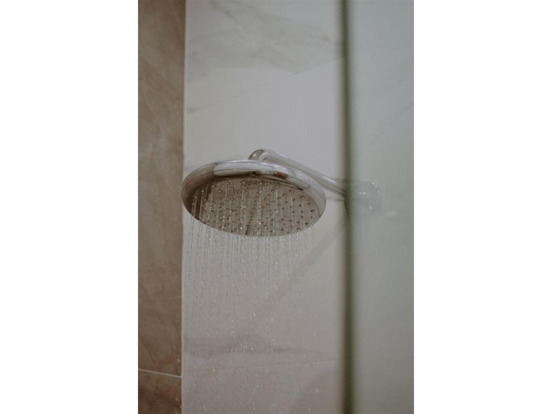 Sunshine Coast Bathroomware Business 687319 2