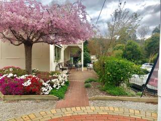 High Performing Regional Café, General Store & Licensed Post Office | Approx. $14K Weekly Sales | Rare Lifestyle Opportunity
