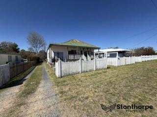 STANTHORPE - QUARTPOT CREEK FRONTAGE - 1,434M2 - GREAT WATFRONT PARK LOCATION