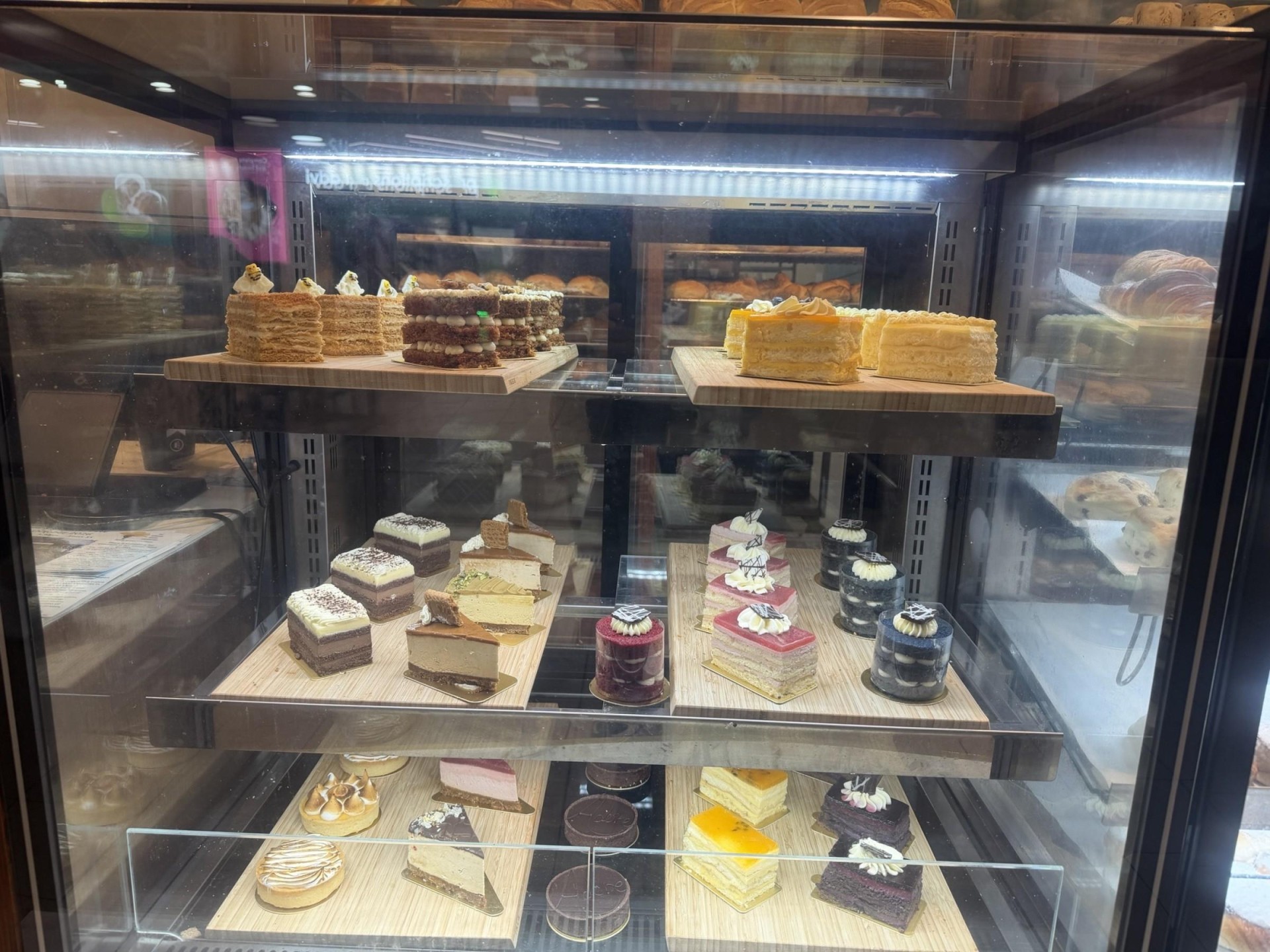Established Bakery Patisserie 687584 3