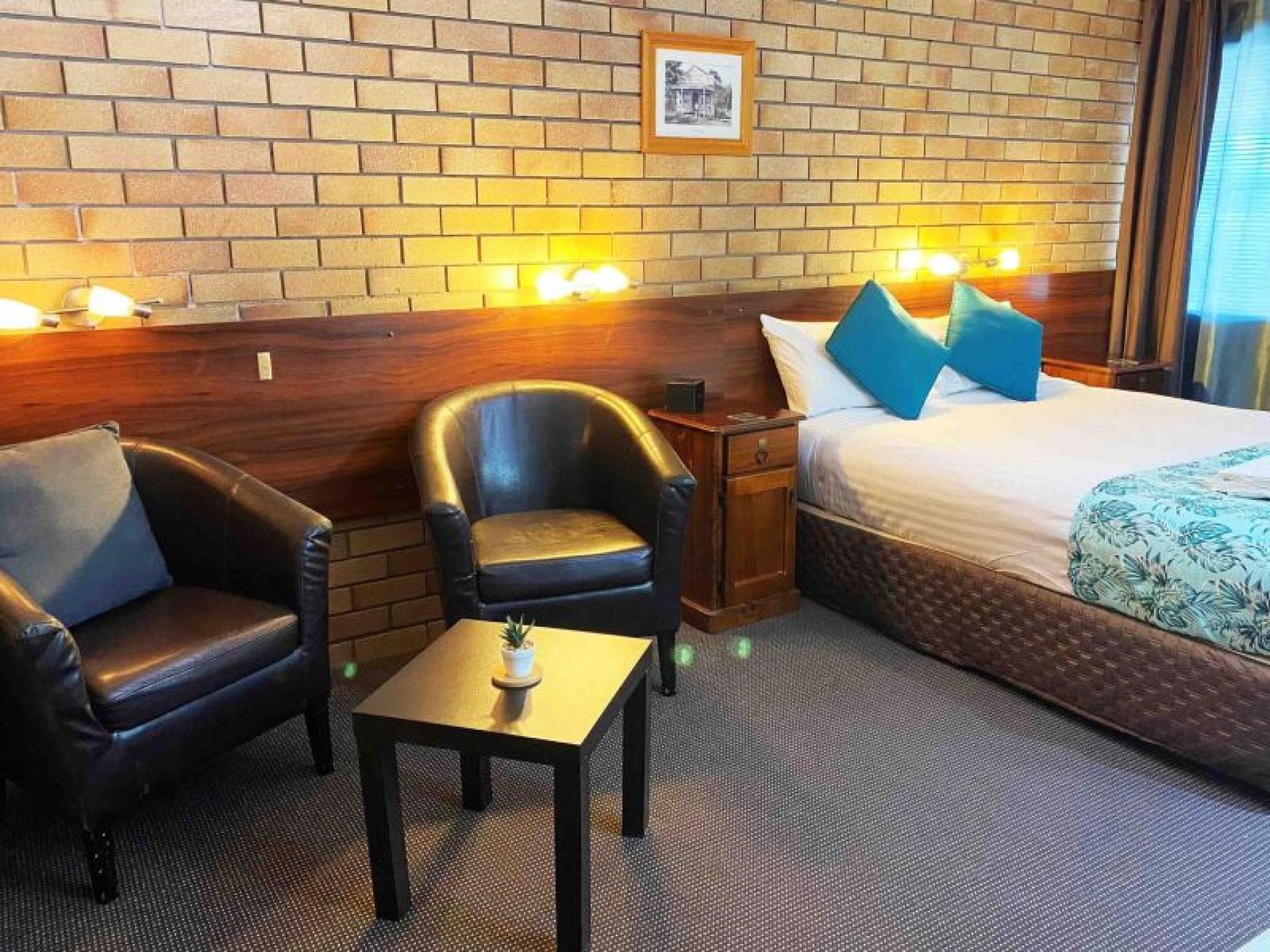 Freehold Motel Within 2.5 687636 2