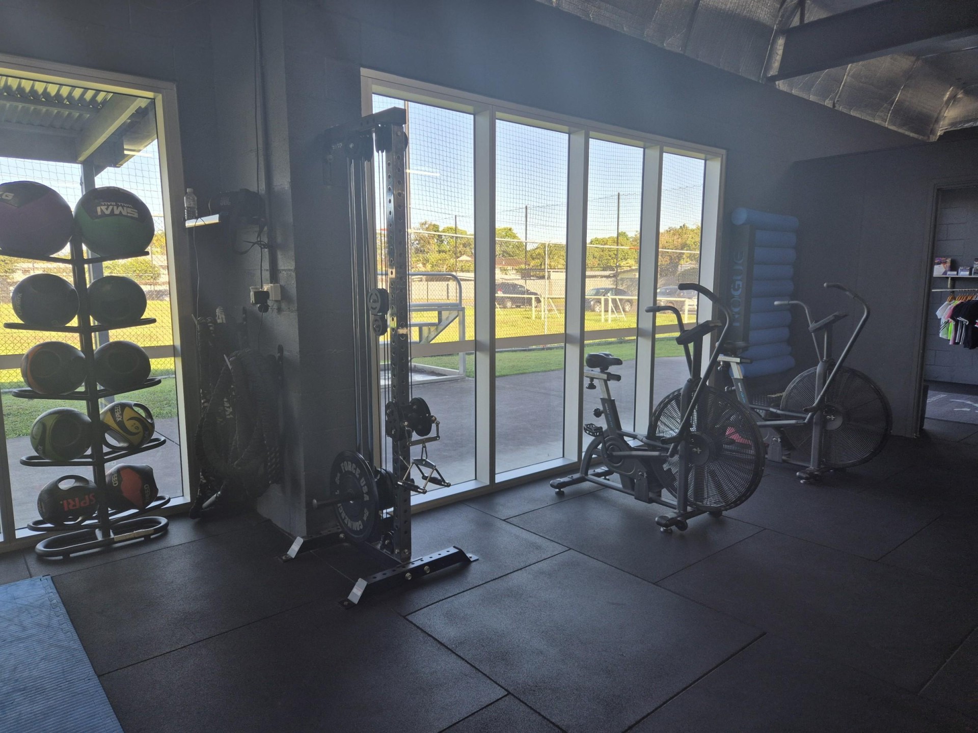 Established Junior Strength & 687680 3