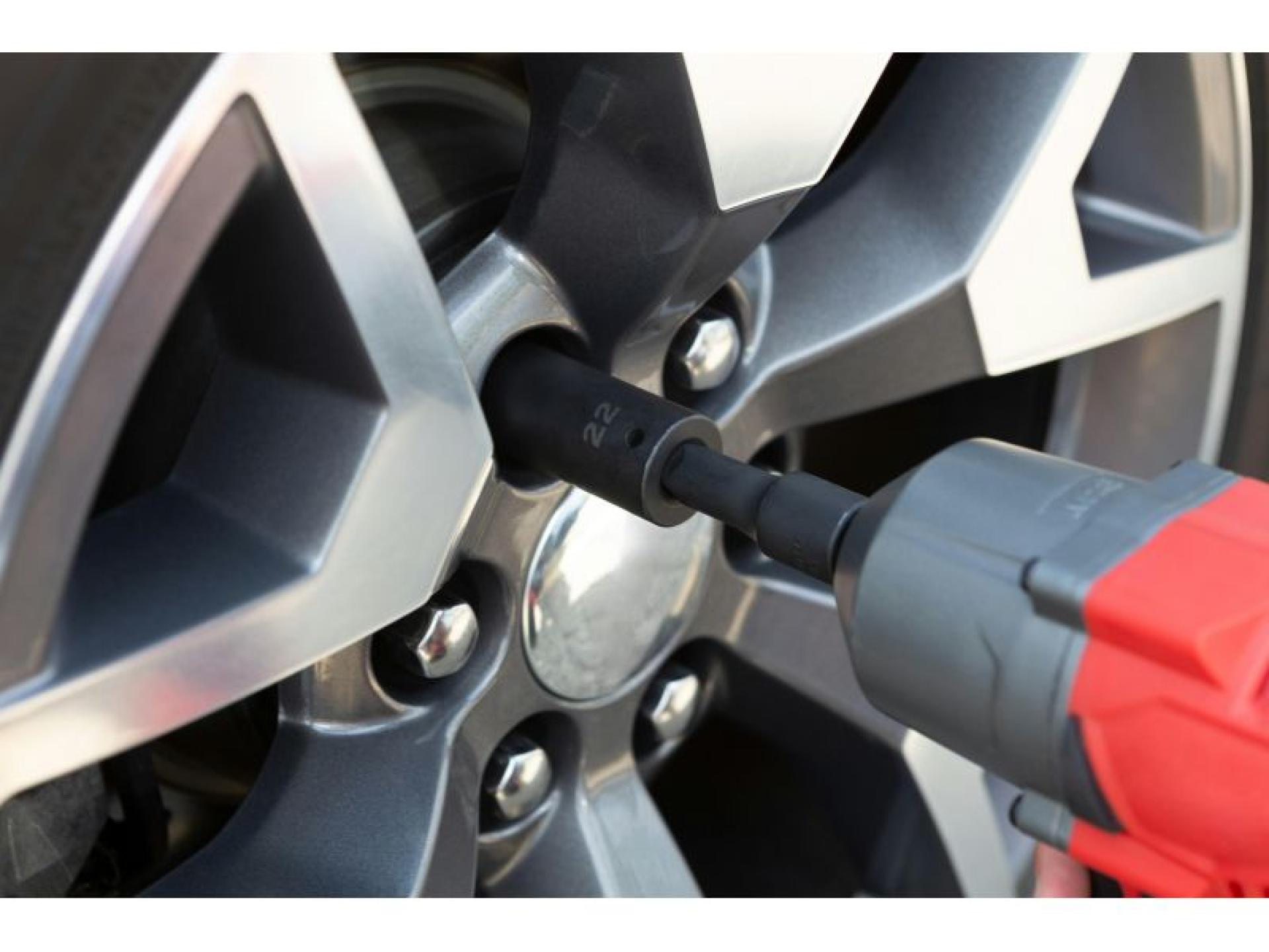 Established Tyre & Automotive 687708 2