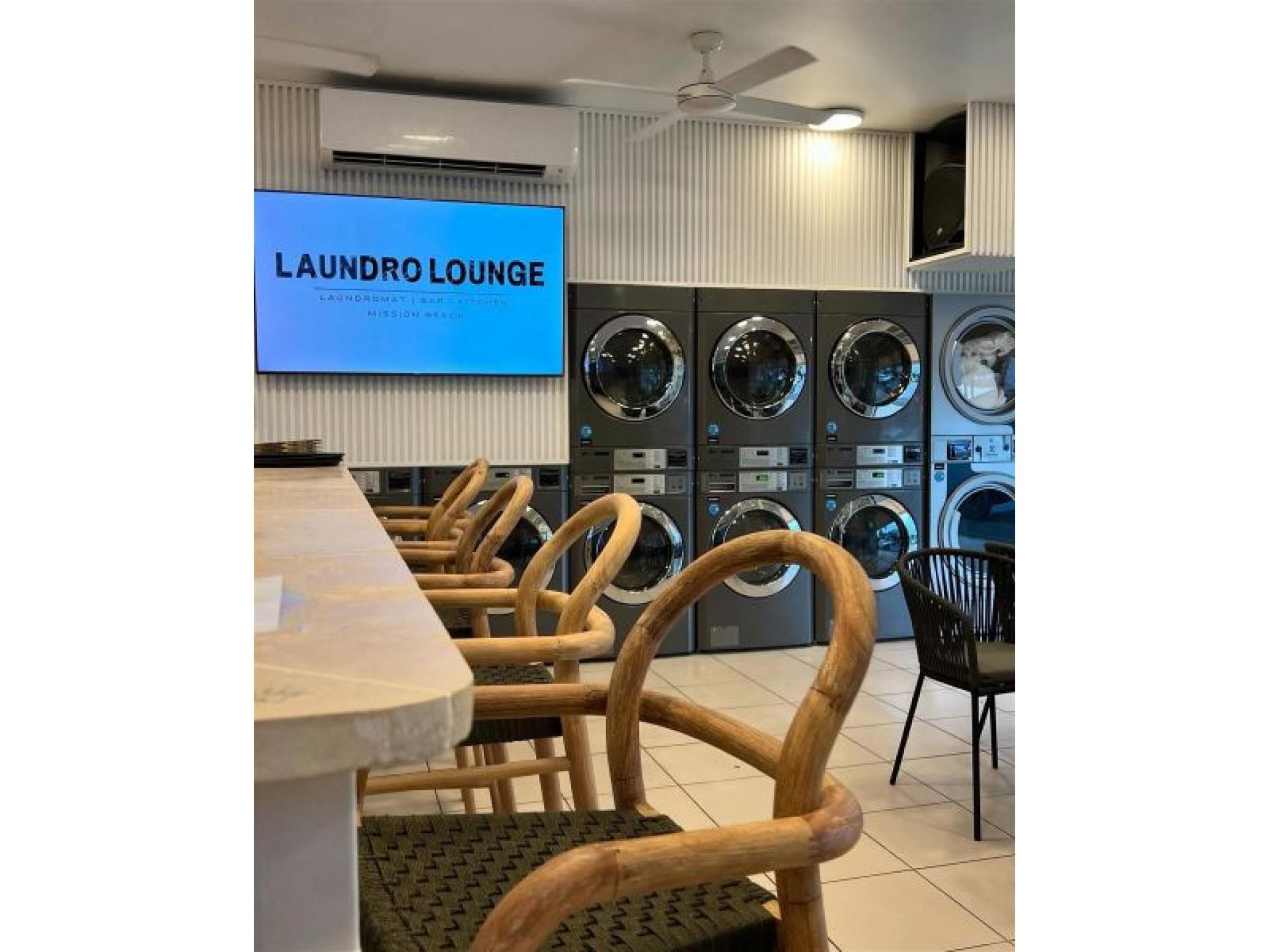 Laundro Lounge 687716 2