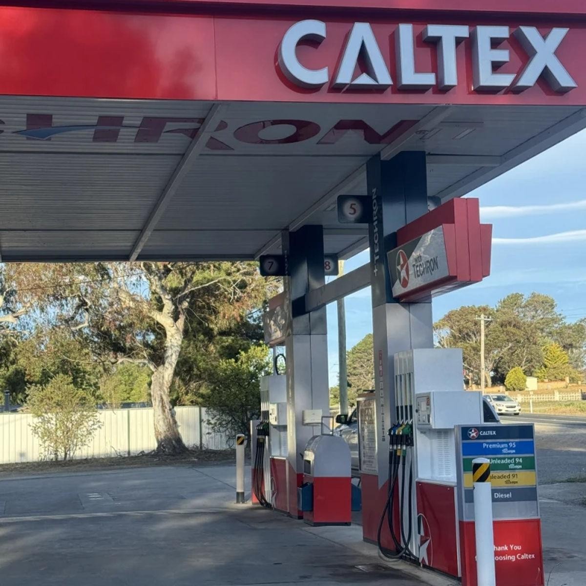 High-potential Caltex Service Station 687777 2