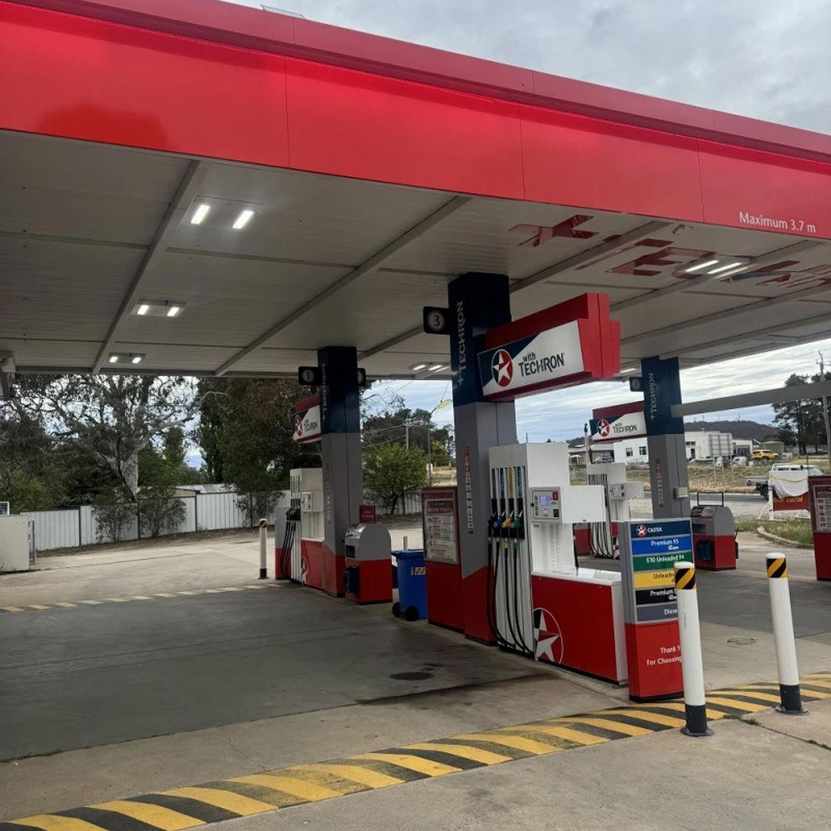 High-potential Caltex Service Station 687777 3