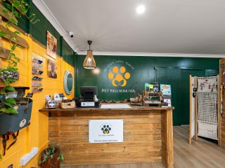"SPECIALIST PET WELLNESS & NATURAL NUTRITION BUSINESS EST BRAND WITH EXCITING GROWTH POTENTIAL"