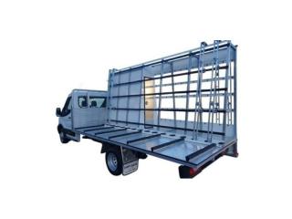 Design and Build Custom Glass Truck Bodies and Racks