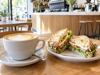 5 Day City Franchise Coffee Shop High Profile CBD Location $69,000+SAV