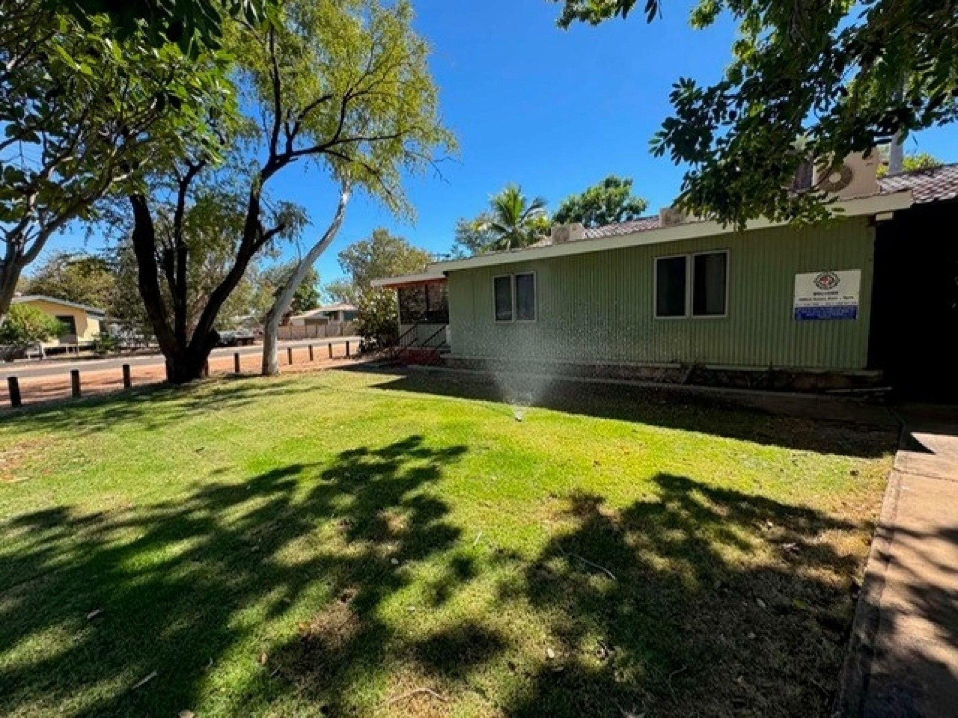 Kununurra Backpackers - For 687906 2