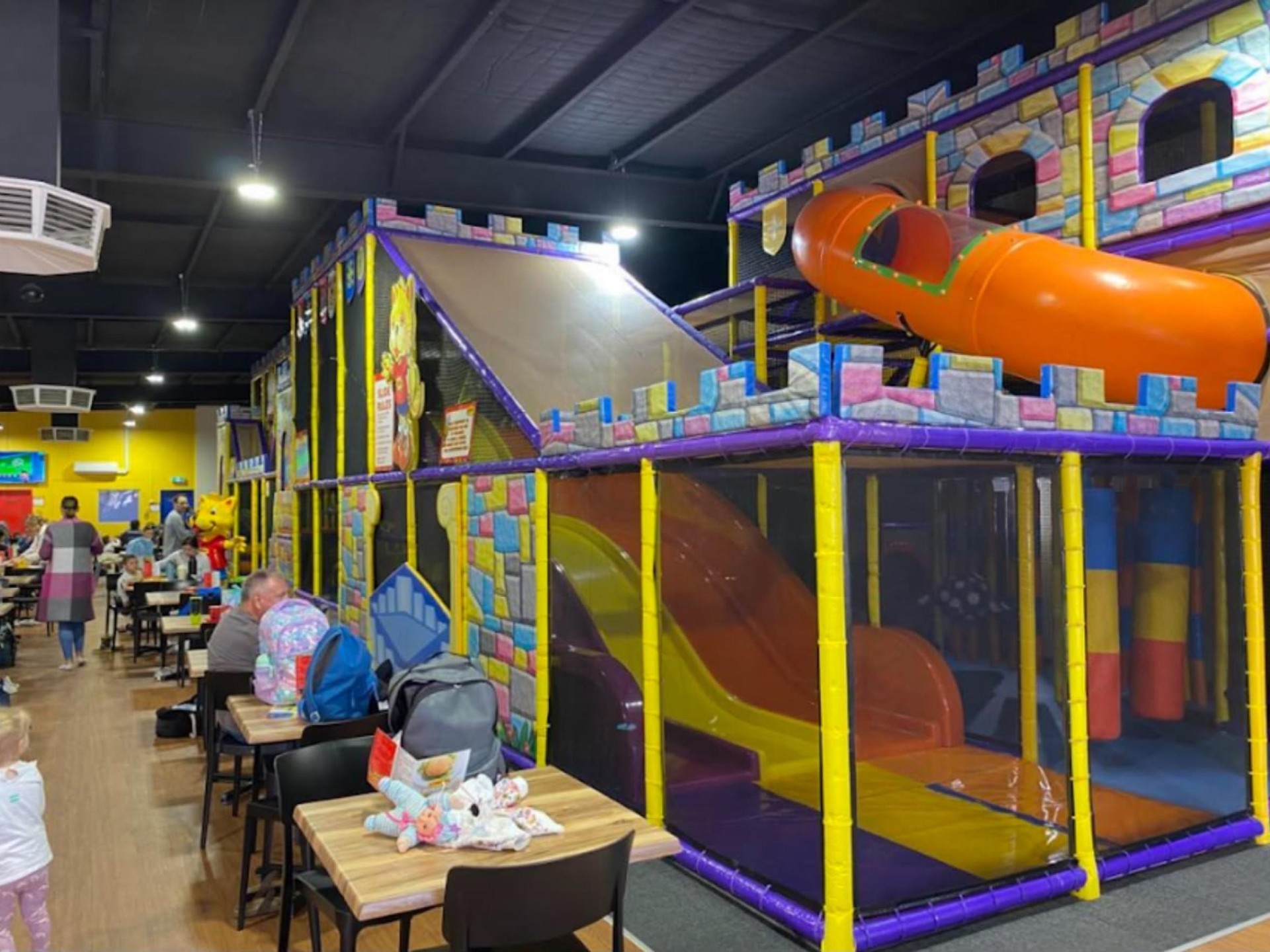 Established Lollipop’s Playland & 687916 3