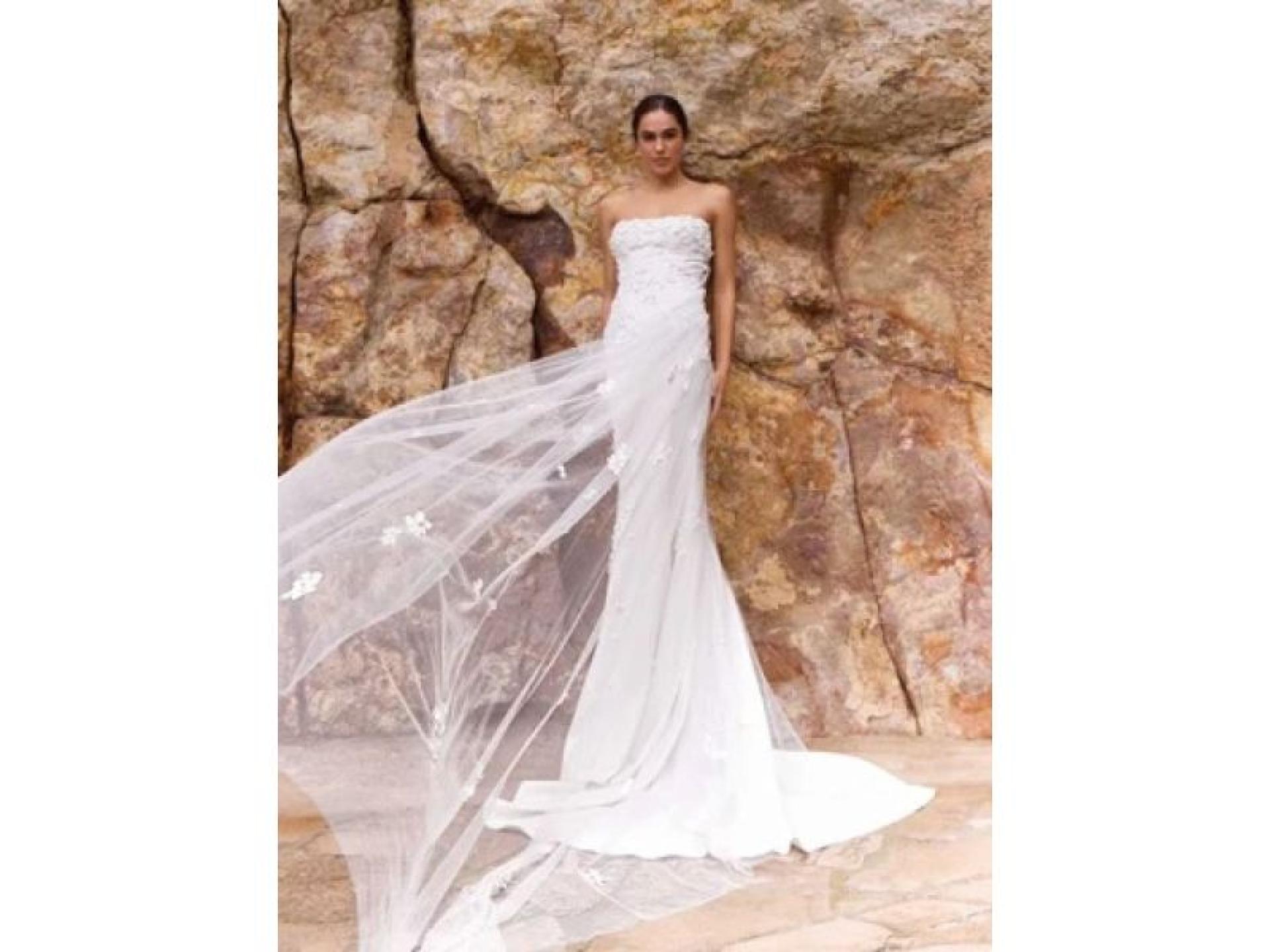 Bridal Wedding Gowns - 687923 2
