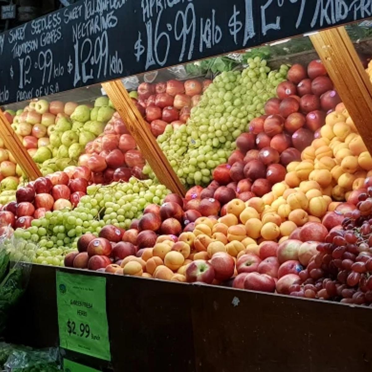 Well-established Fruit & Vegetable 687985 3