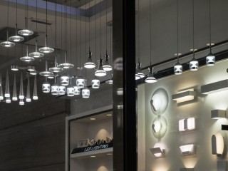 Oline and Retail Lights specialist