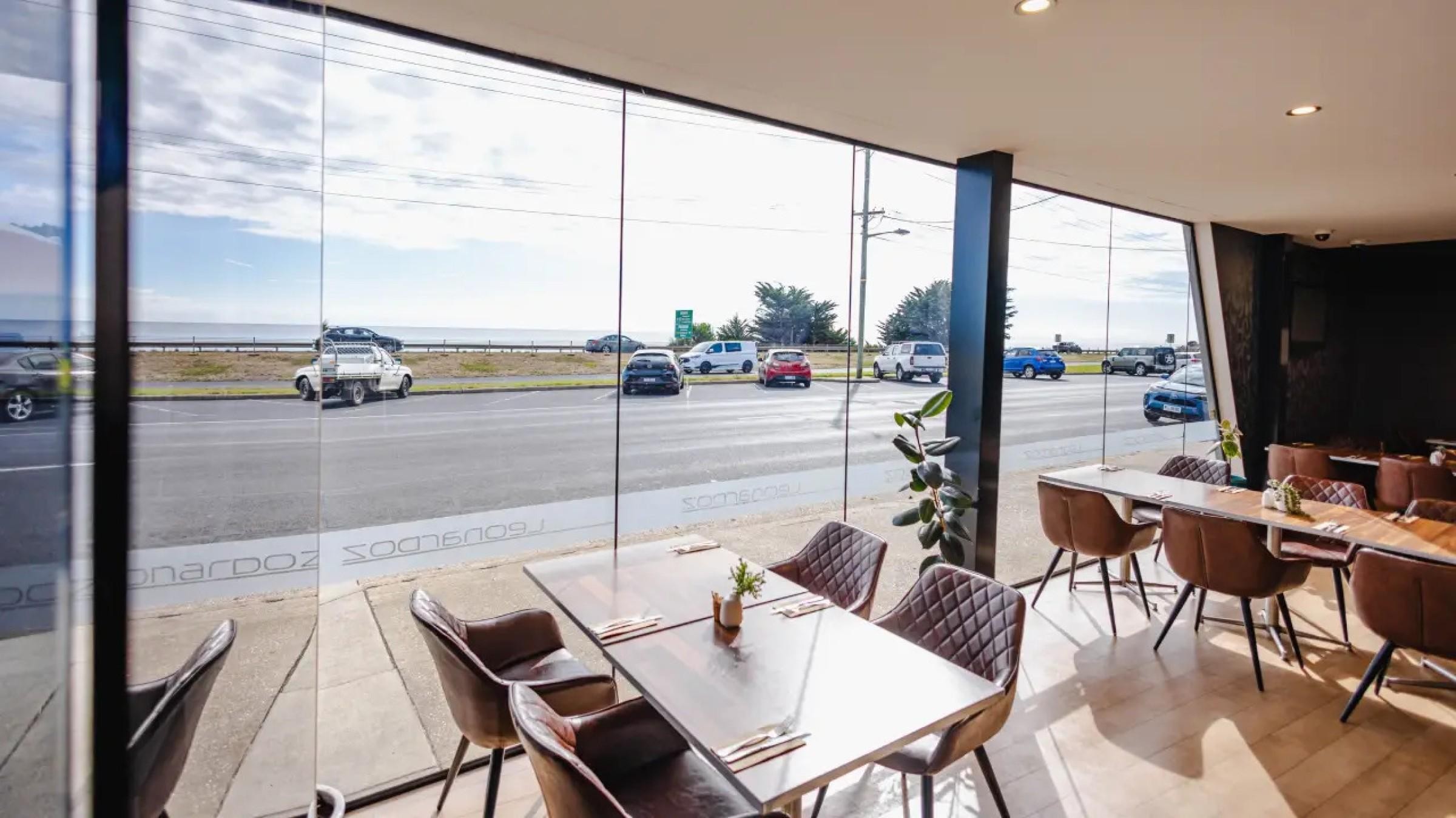 Modern A1 Licensed Restaurant 688247 1