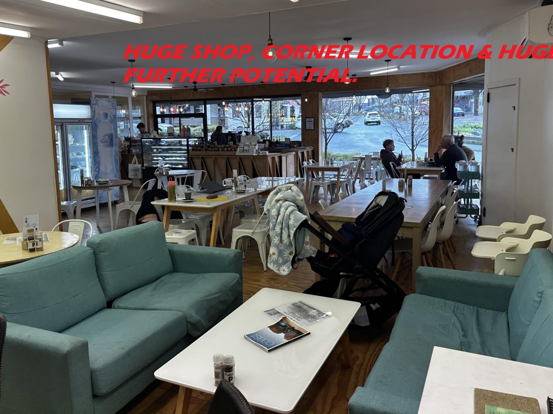 Big Bright Cafe 688250 2