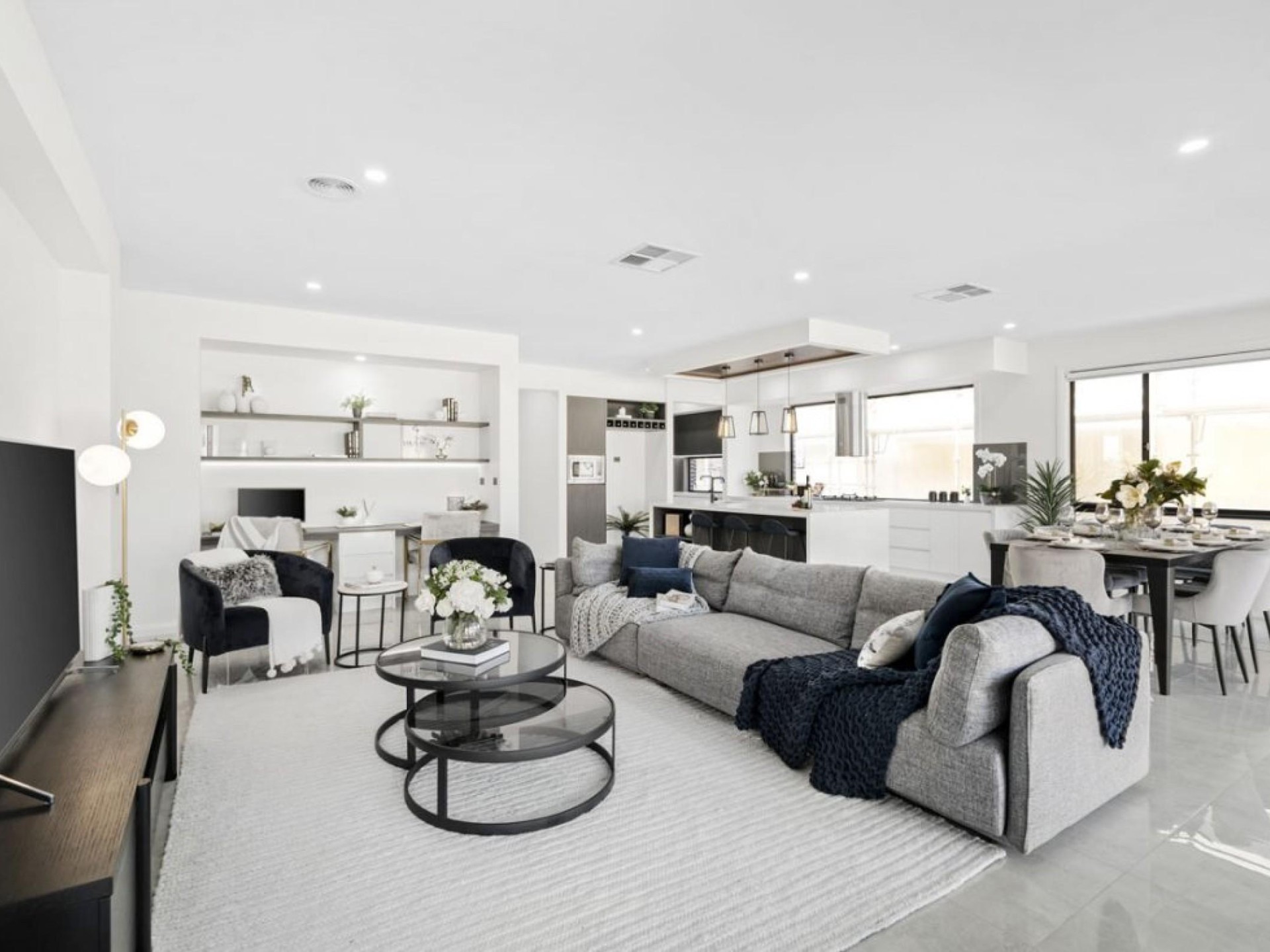Property Styling & Furniture 688293 3