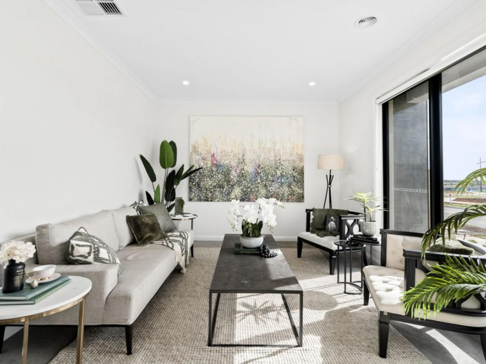 Property Styling & Furniture 688293 2