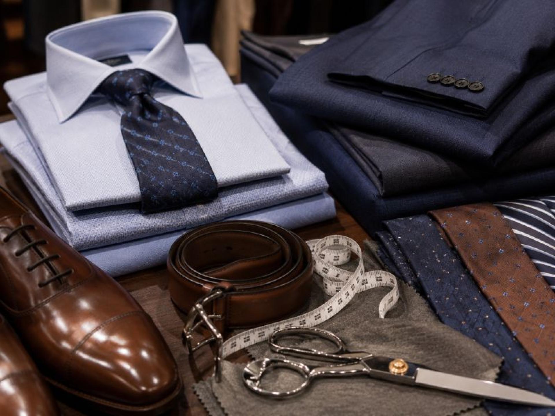 30+ Year Oakleigh Alterations/menswear 688330 2