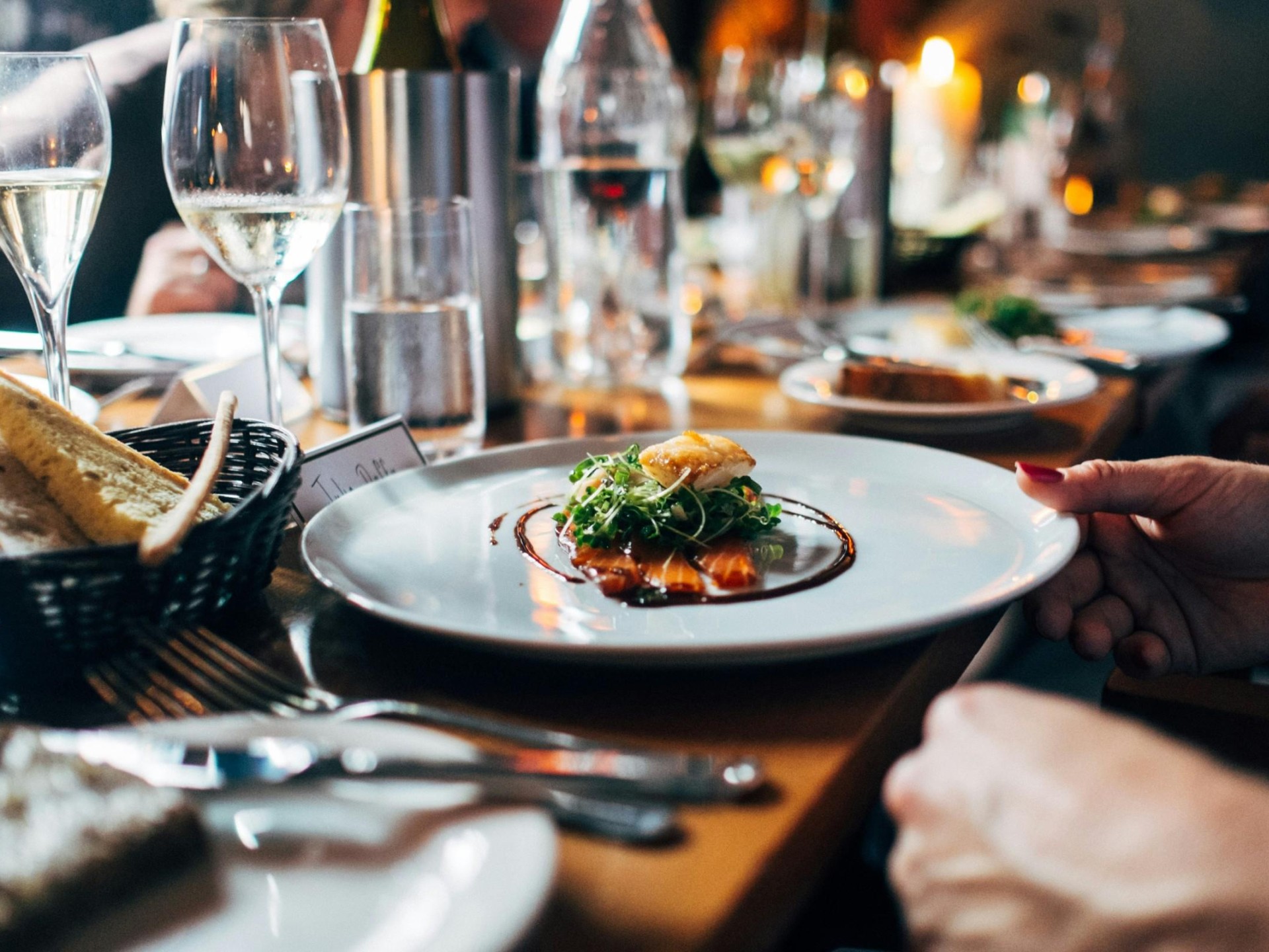Very Popular Local Restaurant 688365 1