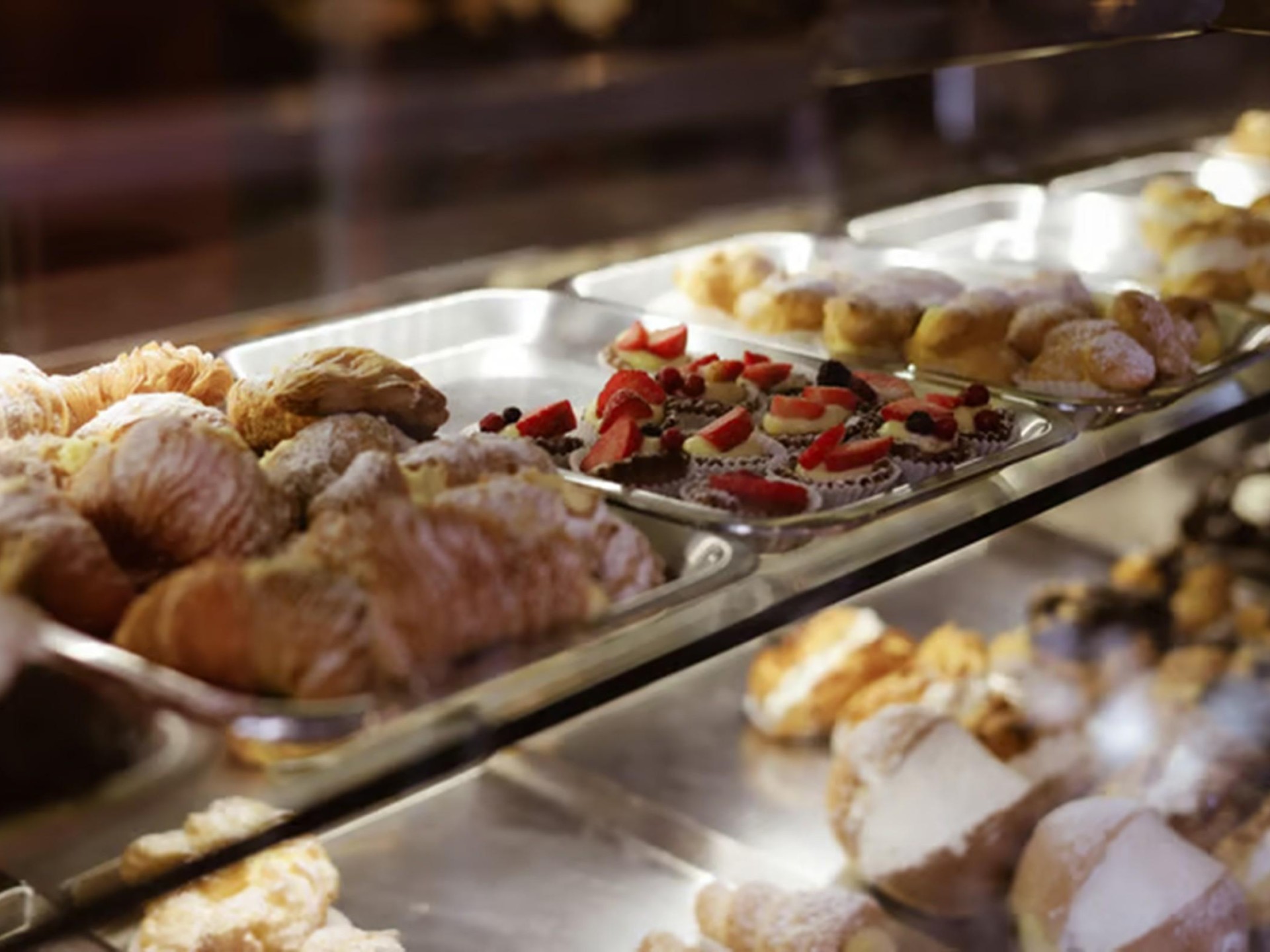 Unique Specialty Bakery – 688416 2